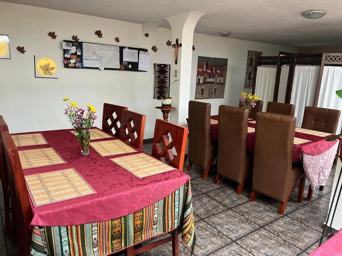 Appartement Sina Hogar Hotel 基多华人酒店