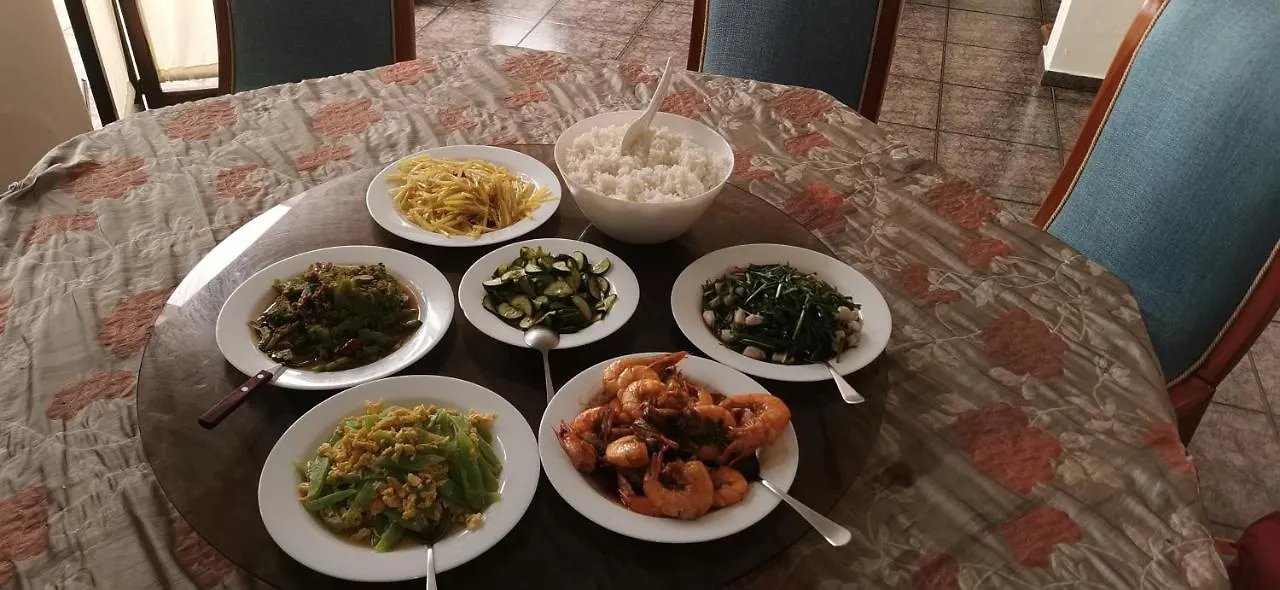 Sina Hogar Hotel 基多华人酒店 Quito