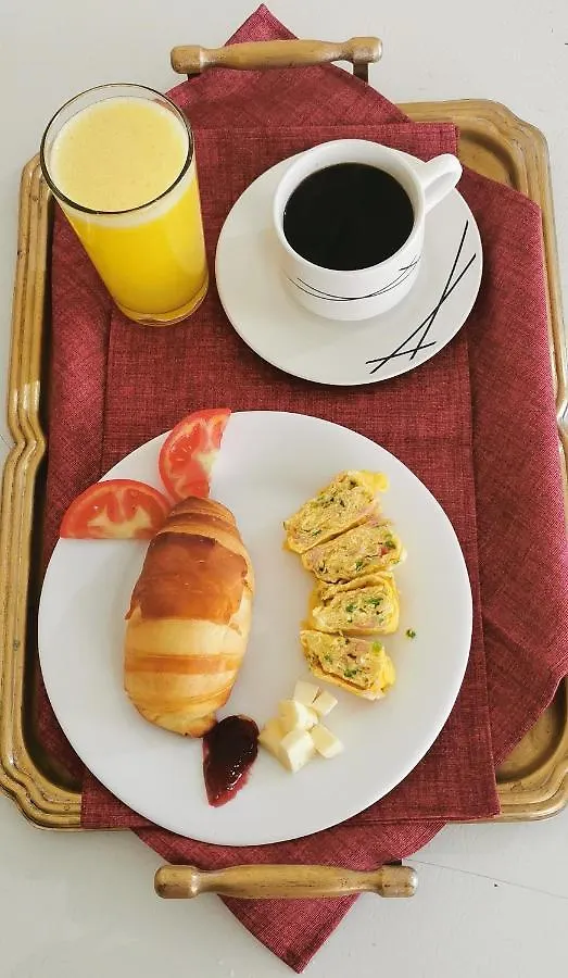 Sina Hogar Hotel 基多华人酒店 0*, Quito