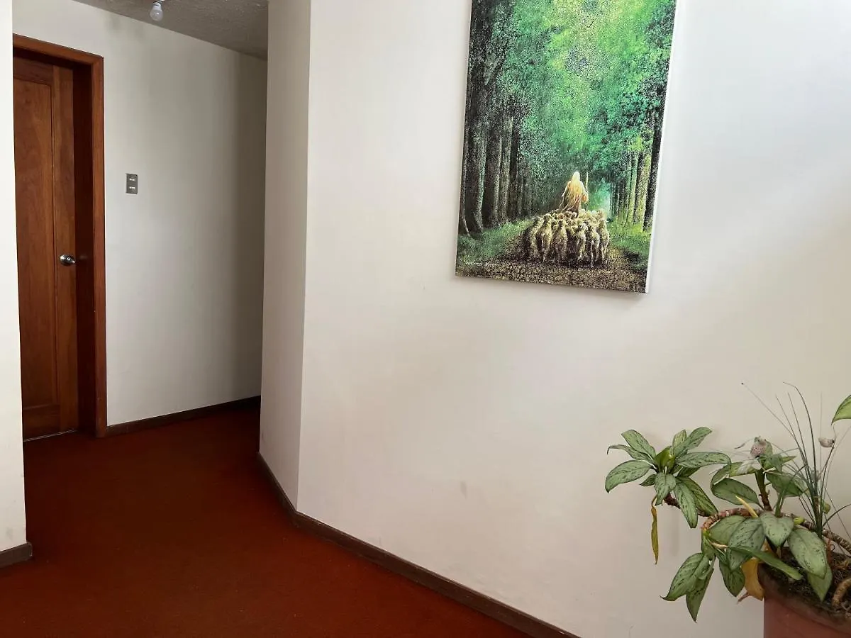 Apartment Sina Hogar Hotel 基多华人酒店