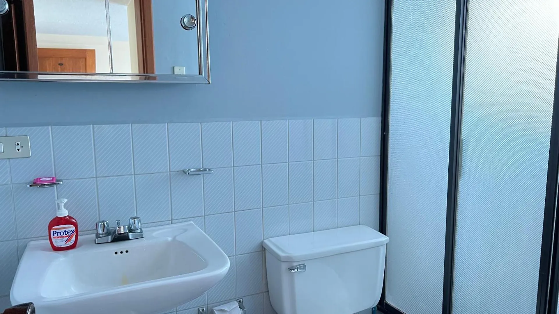 Apartment Sina Hogar Hotel 基多华人酒店