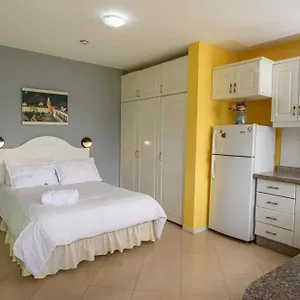 Casa Elalu Homestay